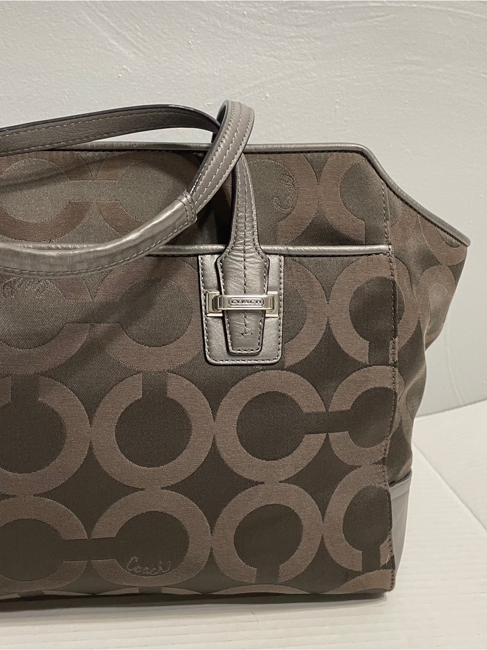 Signature COACH Taylor Op Art Alexis Carry-All Tote Bag F25501 - Picture 10 of 16